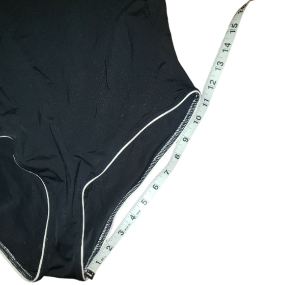 Huit Plage Minimalist Black White Trim One Piece Bathing Suit 36/L C - Picture 15 of 17